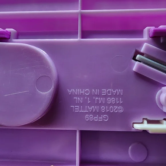 2018 Polly Pocket Pollyville Mega Mall Playset - Picture 10 of 10